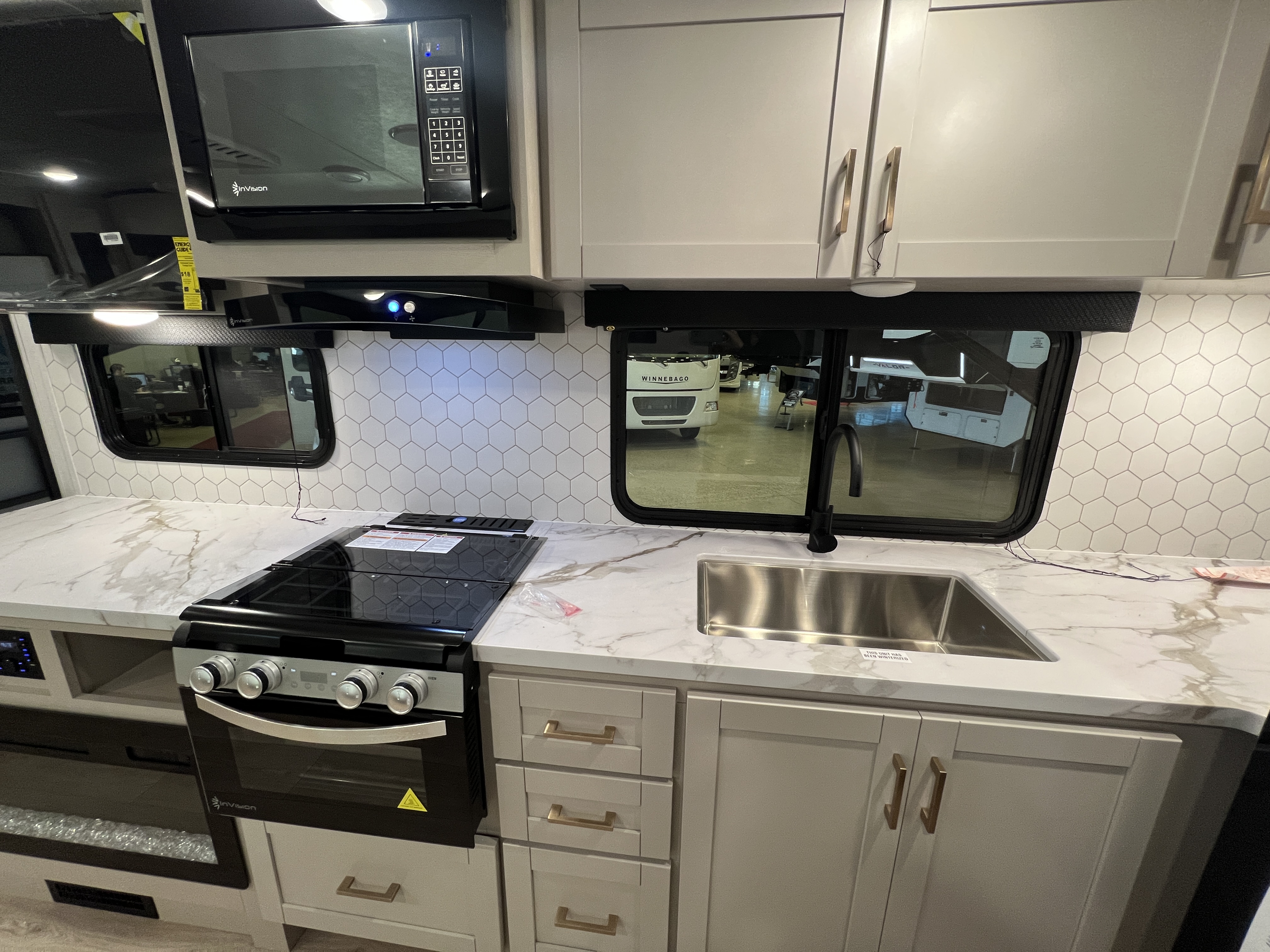 2027 Jayco Jay Feather 19MRK - Image 13