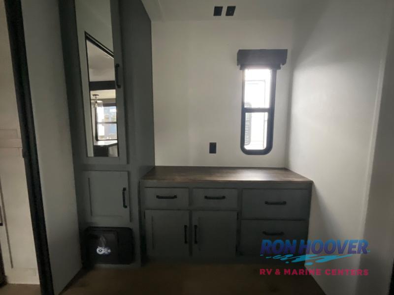 2026 PALOMINO 39DBT - Image 9