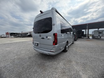 2027 AIRSTREAM INTERSTATE 24GT - Image 4