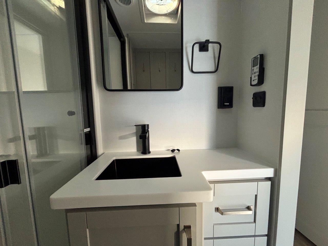 2026 Brinkley RV Model Z 3100 - Image 12
