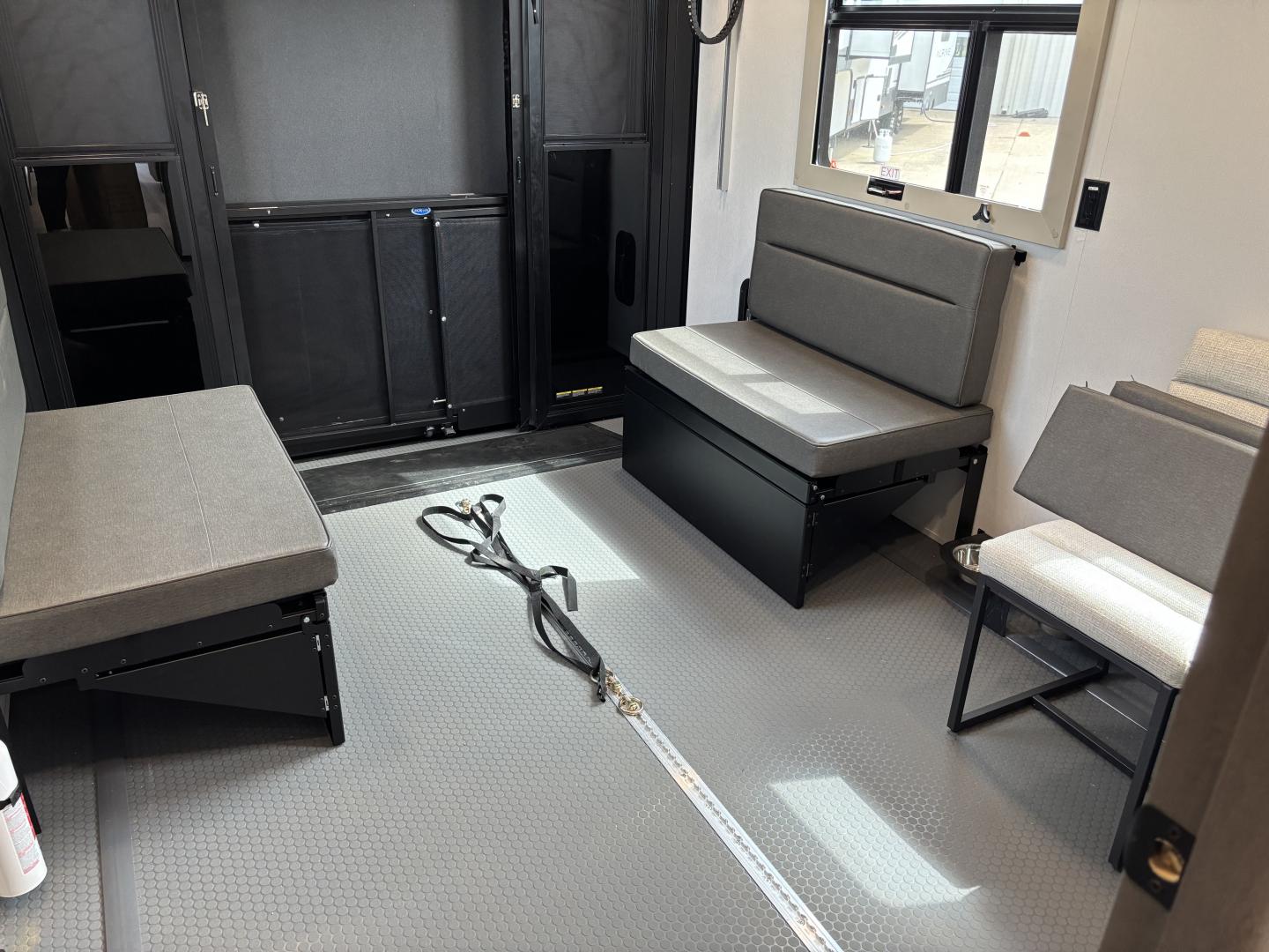 2025 Grand Design Momentum M-Class 344M - Image 23