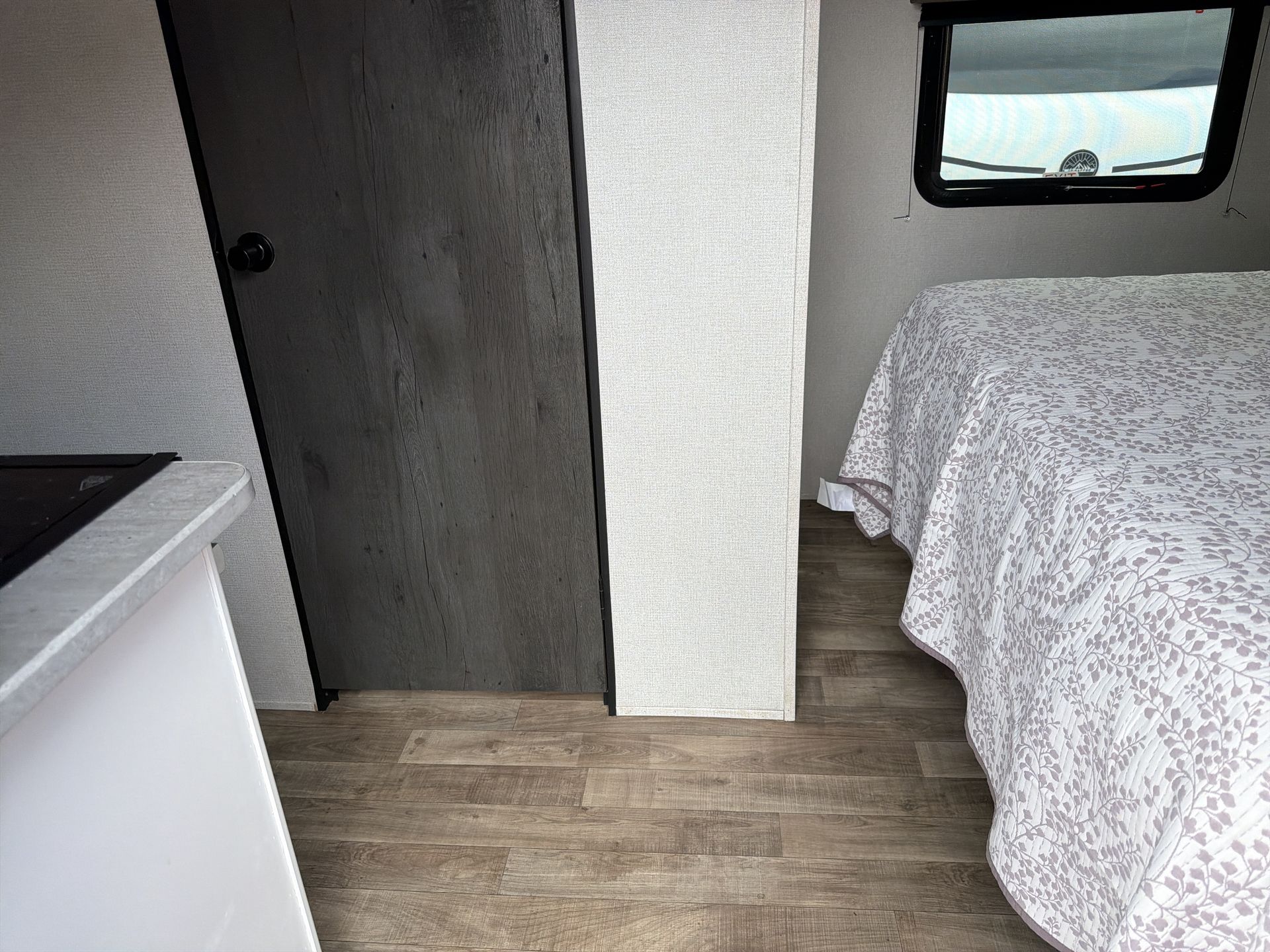 2022 Keystone Hideout West 20RDWE - Image 12
