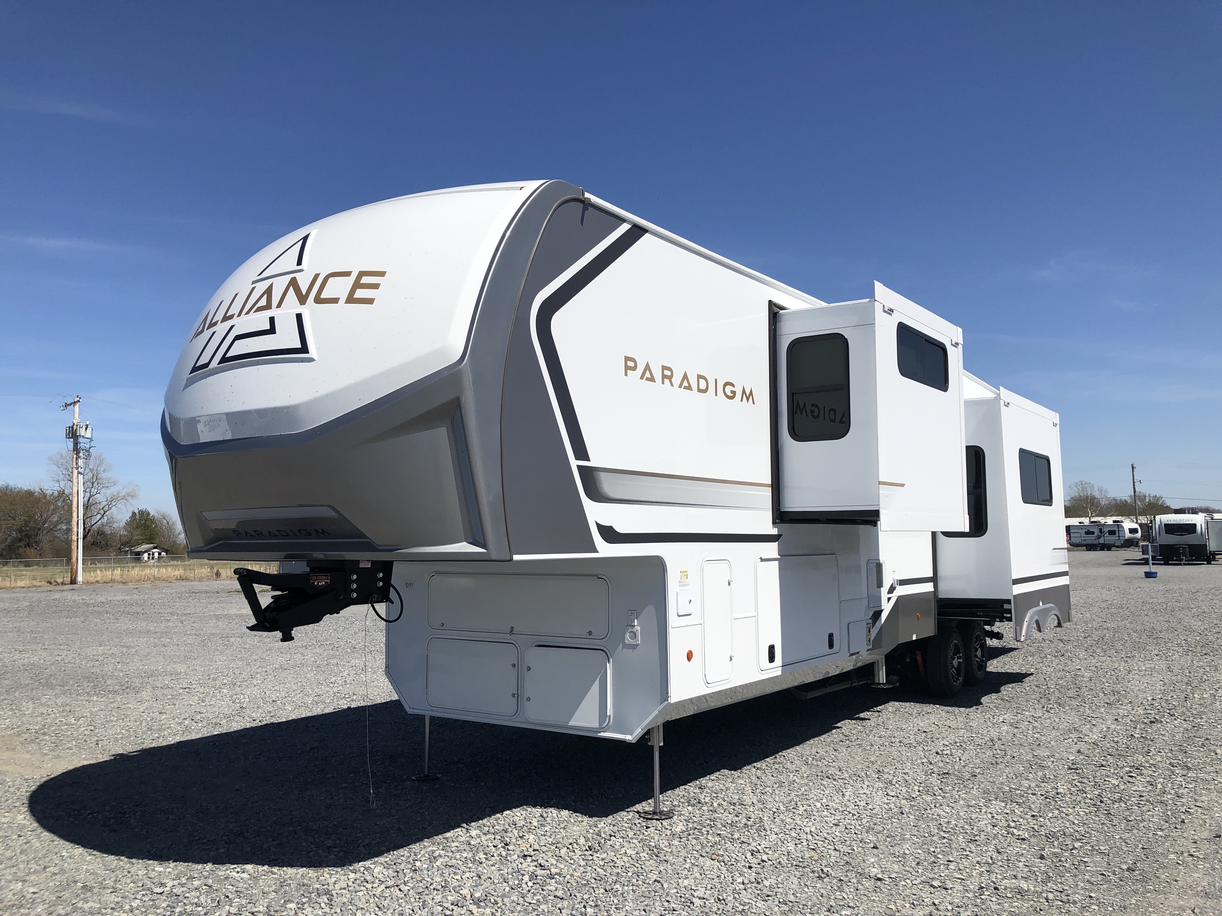 2026 Alliance RV Paradigm 382RK - Image 3