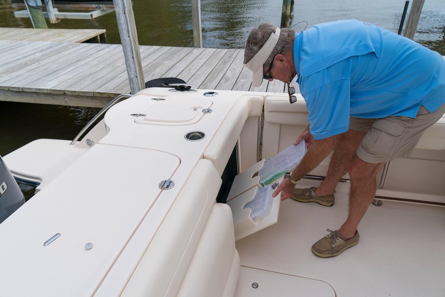  2019 Grady-White Freedom 325 - Image 19