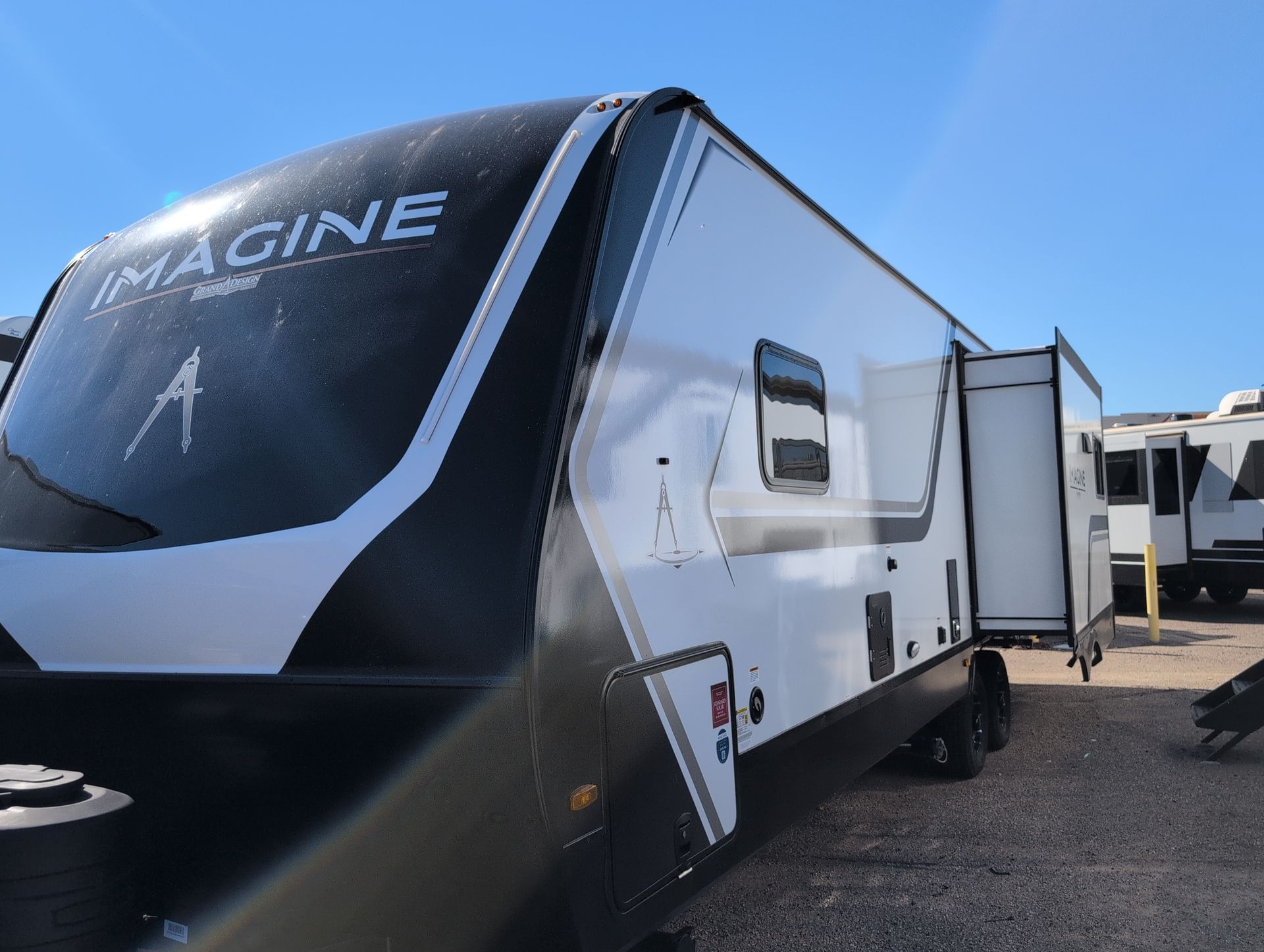 2027 Grand Design Imagine 2970RL - Image 3