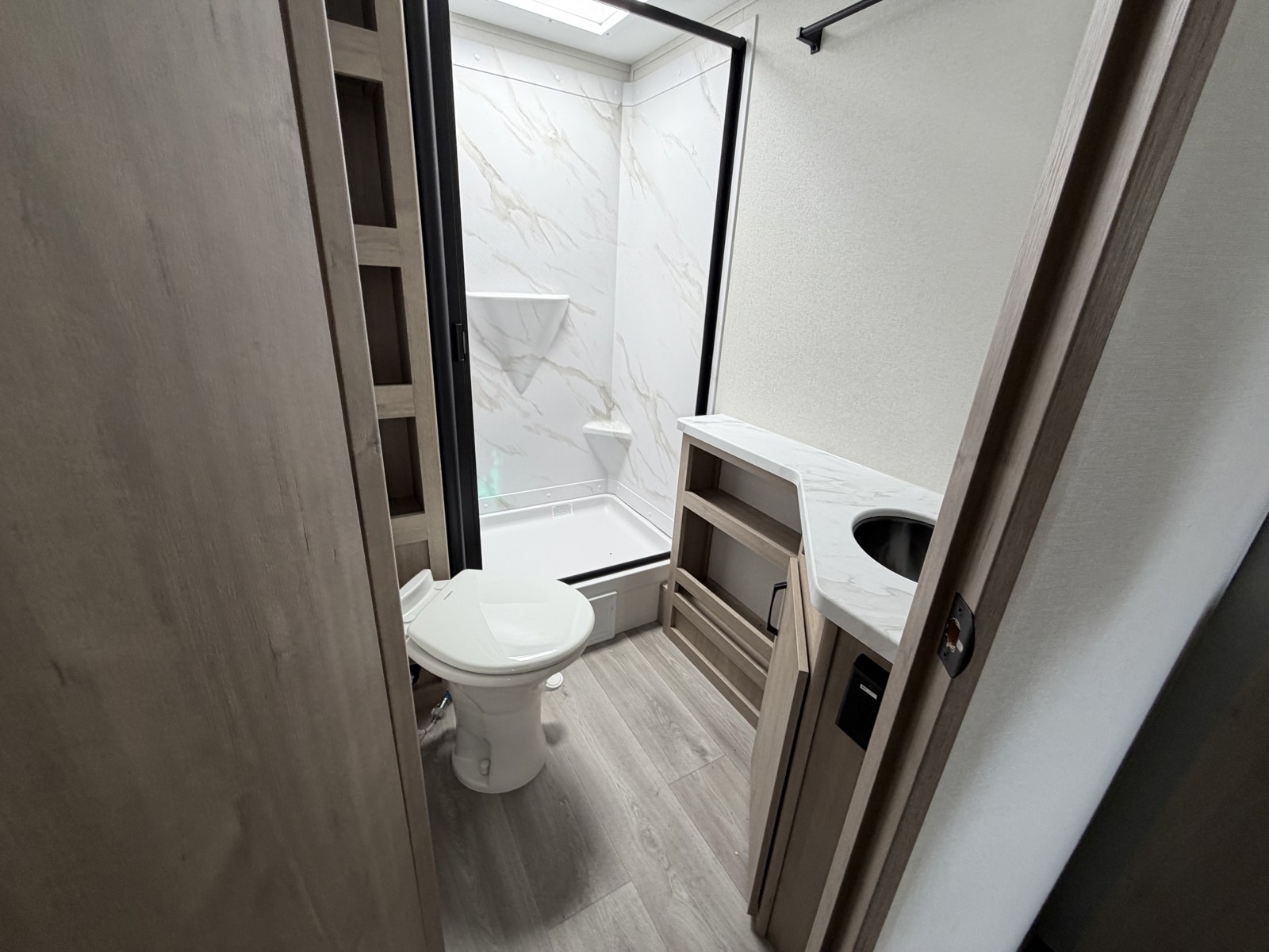 2026 GRAND DESIGN 21MBE - Image 29