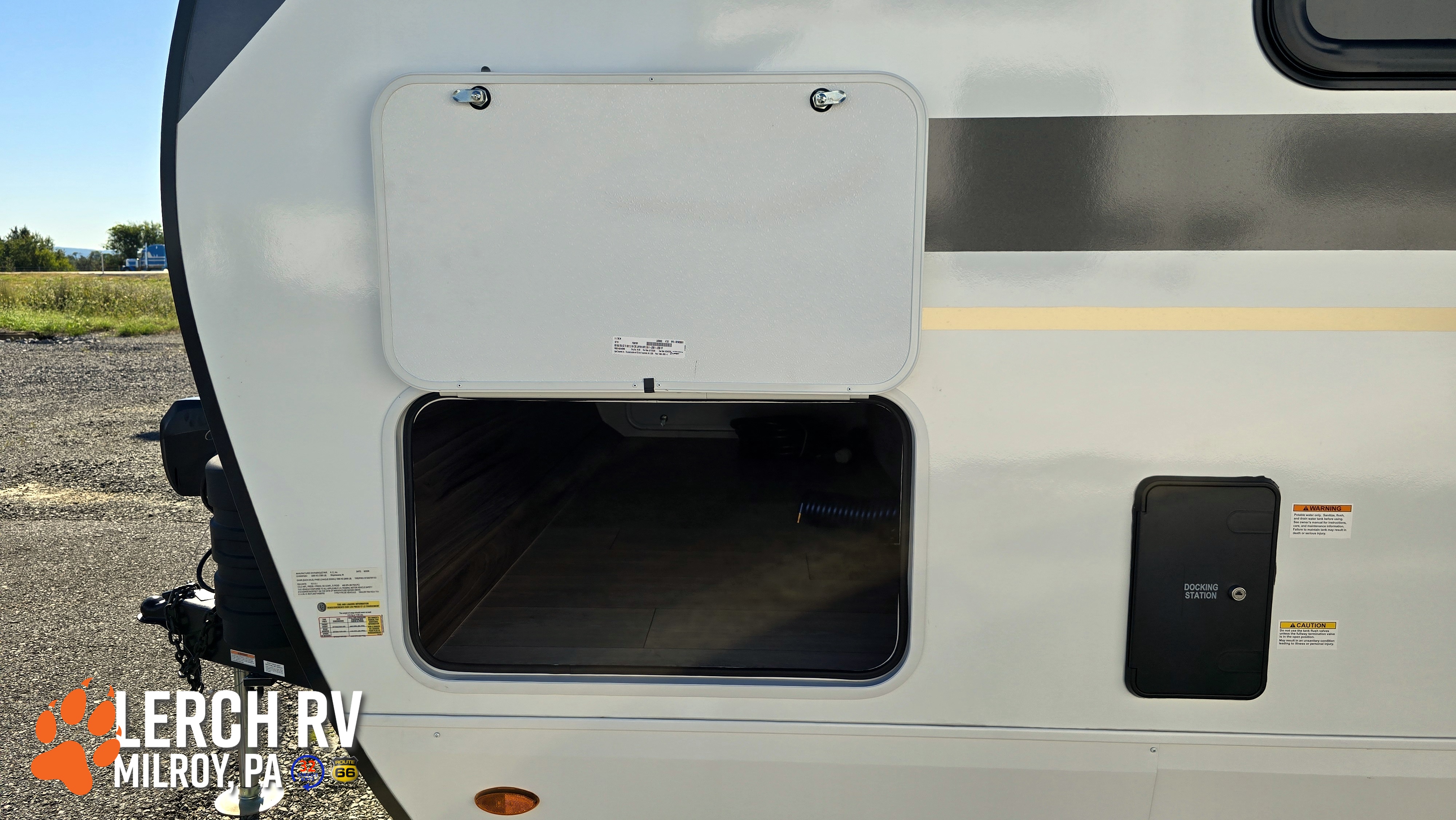 2027 KZ RV Connect C241RLK - Image 4
