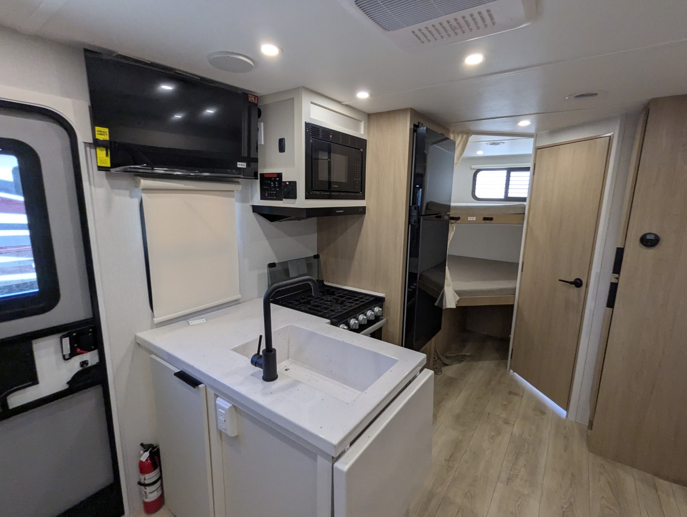 2026 Winnebago Thrive