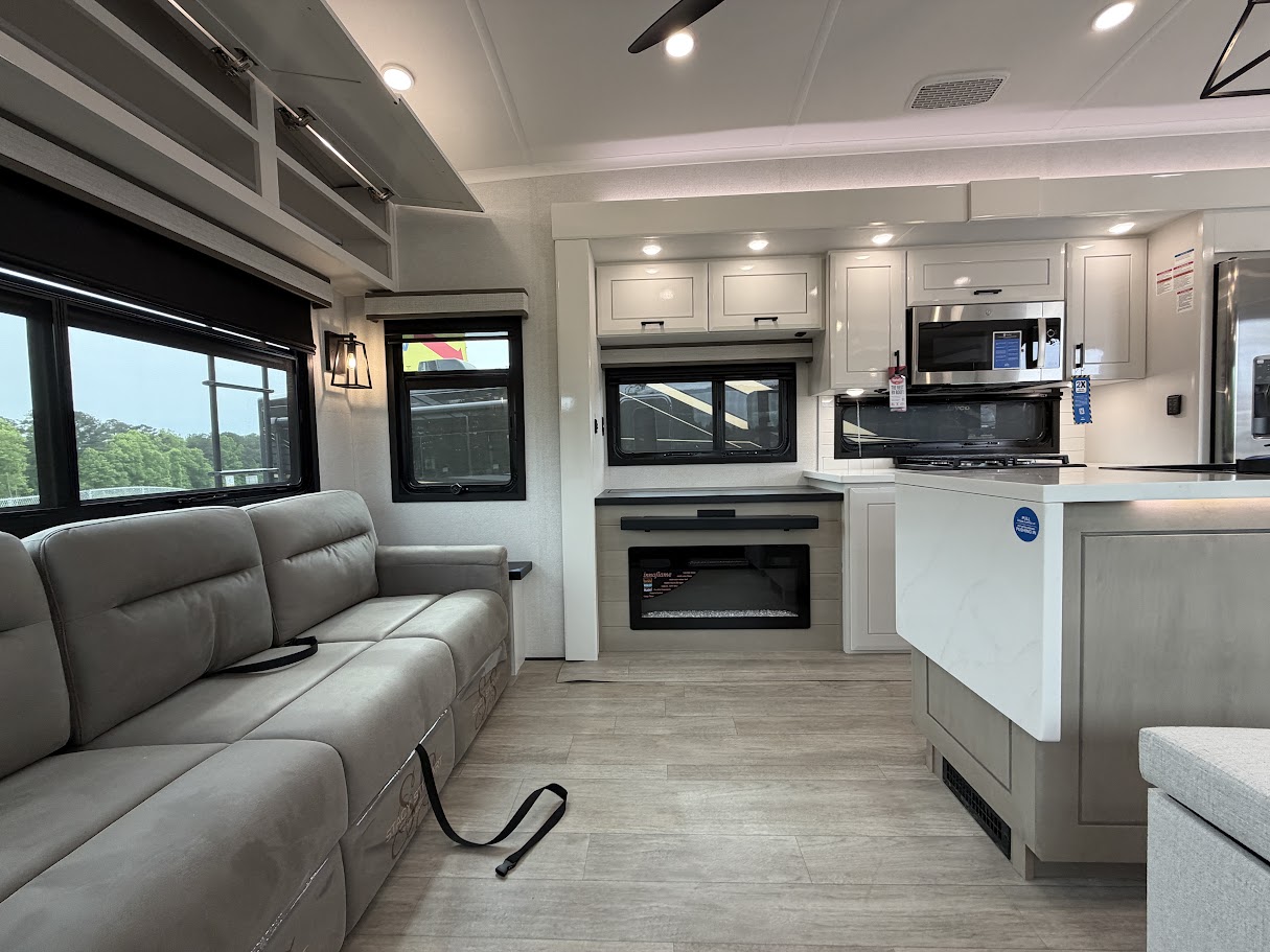 2026 JAYCO PINNACLE 36FBTS - Image 27