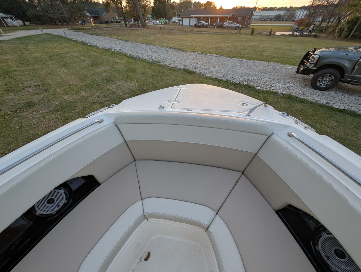 2023 Boston Whaler 240 Vantage - Image 33