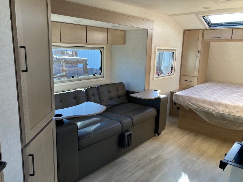 2026 Ember RV Overland Series 201FBQ - Image 5