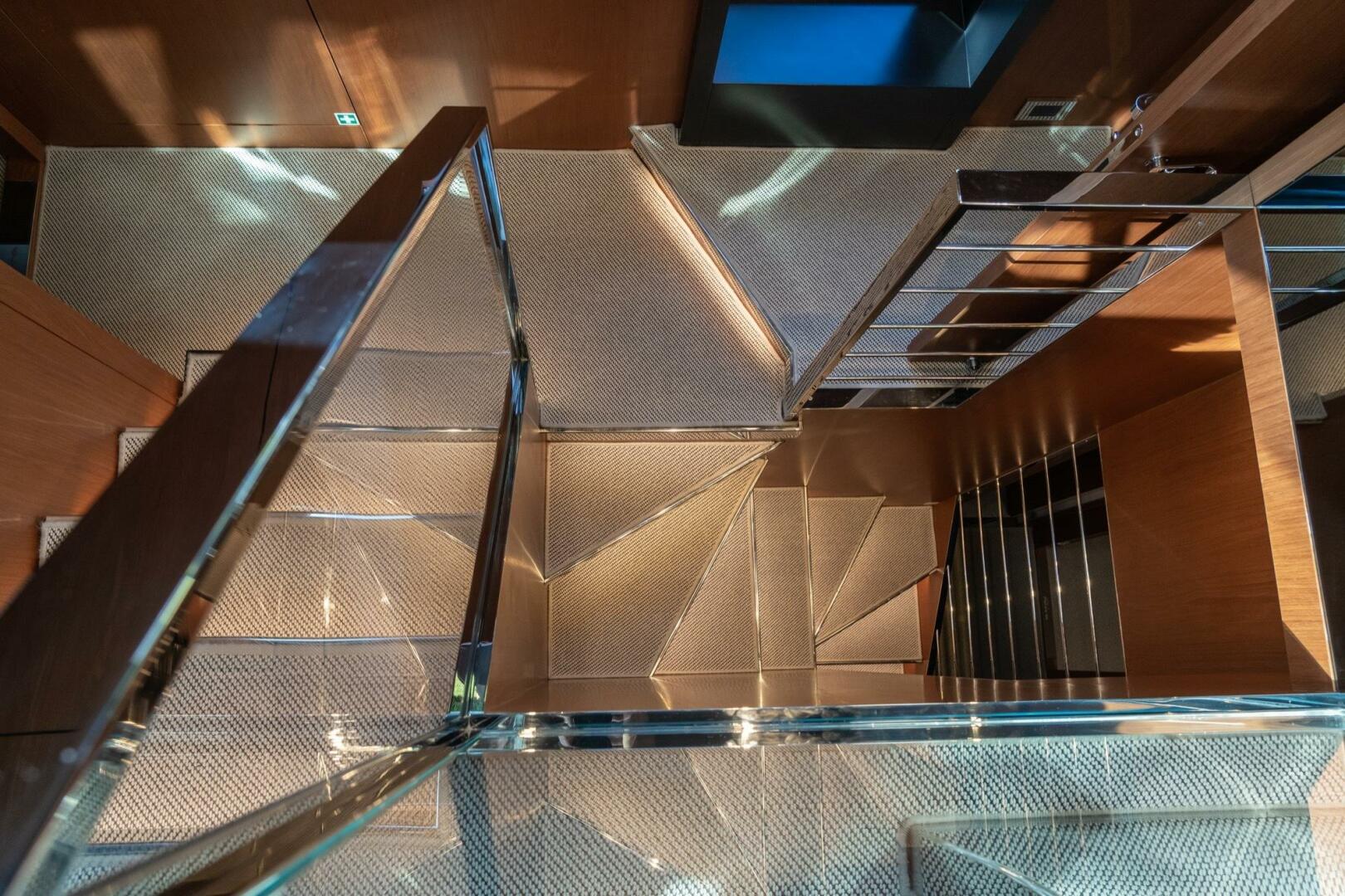2019 Riva - Image 11