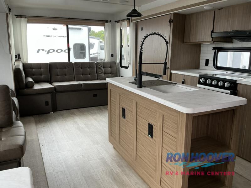 2025 FOREST RIVER 32RETX - Image 3