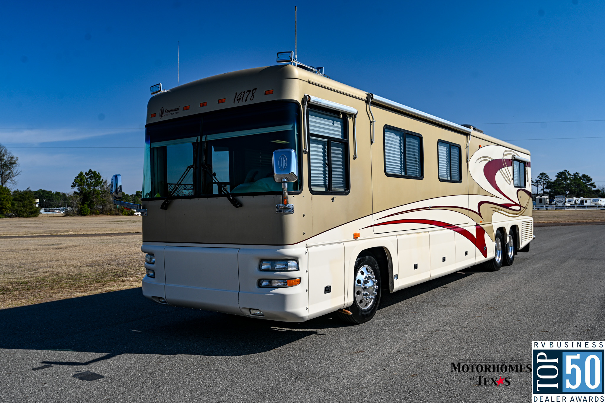 2002 Foretravel U320 4020 PBDS - exterior 6