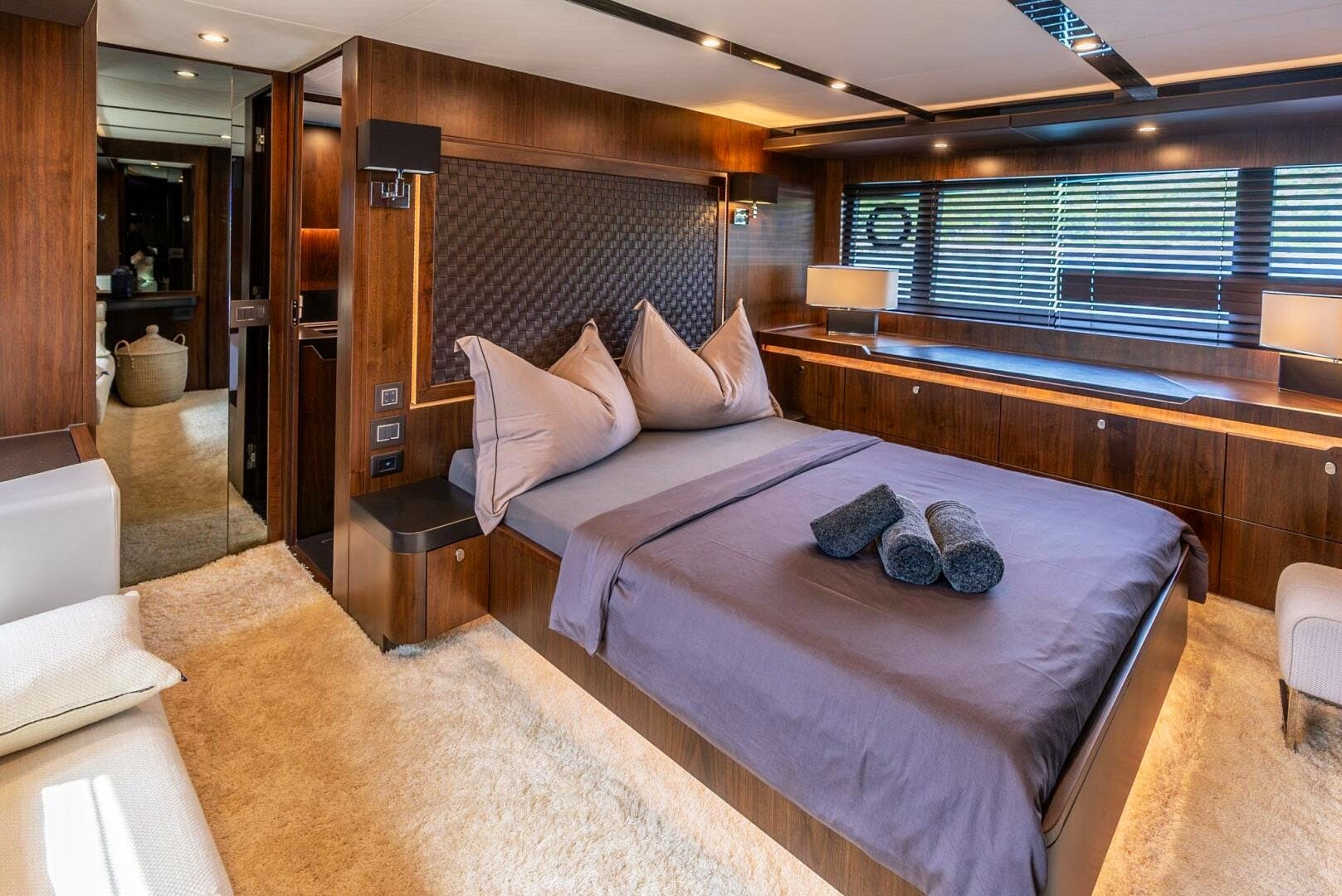 2019 Fairline - Image 20