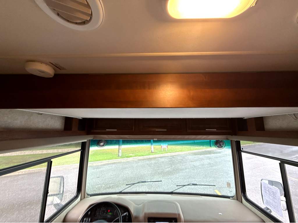 2016 FOREST RIVER GEORGETOWN 328TS - Image 31