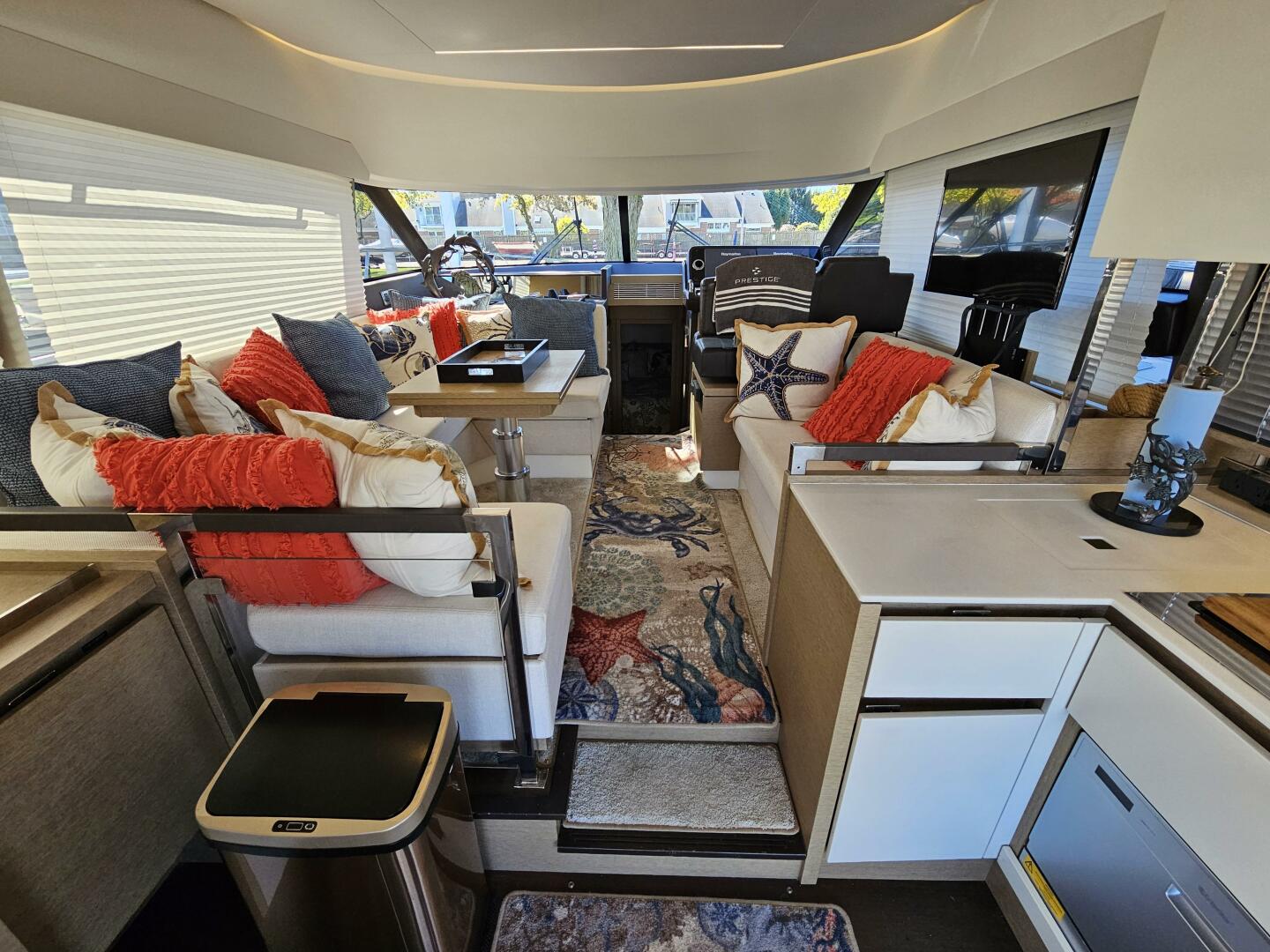 2018 Prestige 460 Fly - Image 6