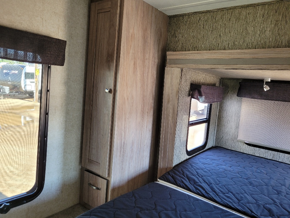 2018 Forest River Forester 2401R MBS - Image 21