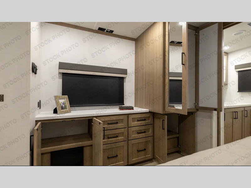 2026 FOREST RIVER 826MBR - Image 4