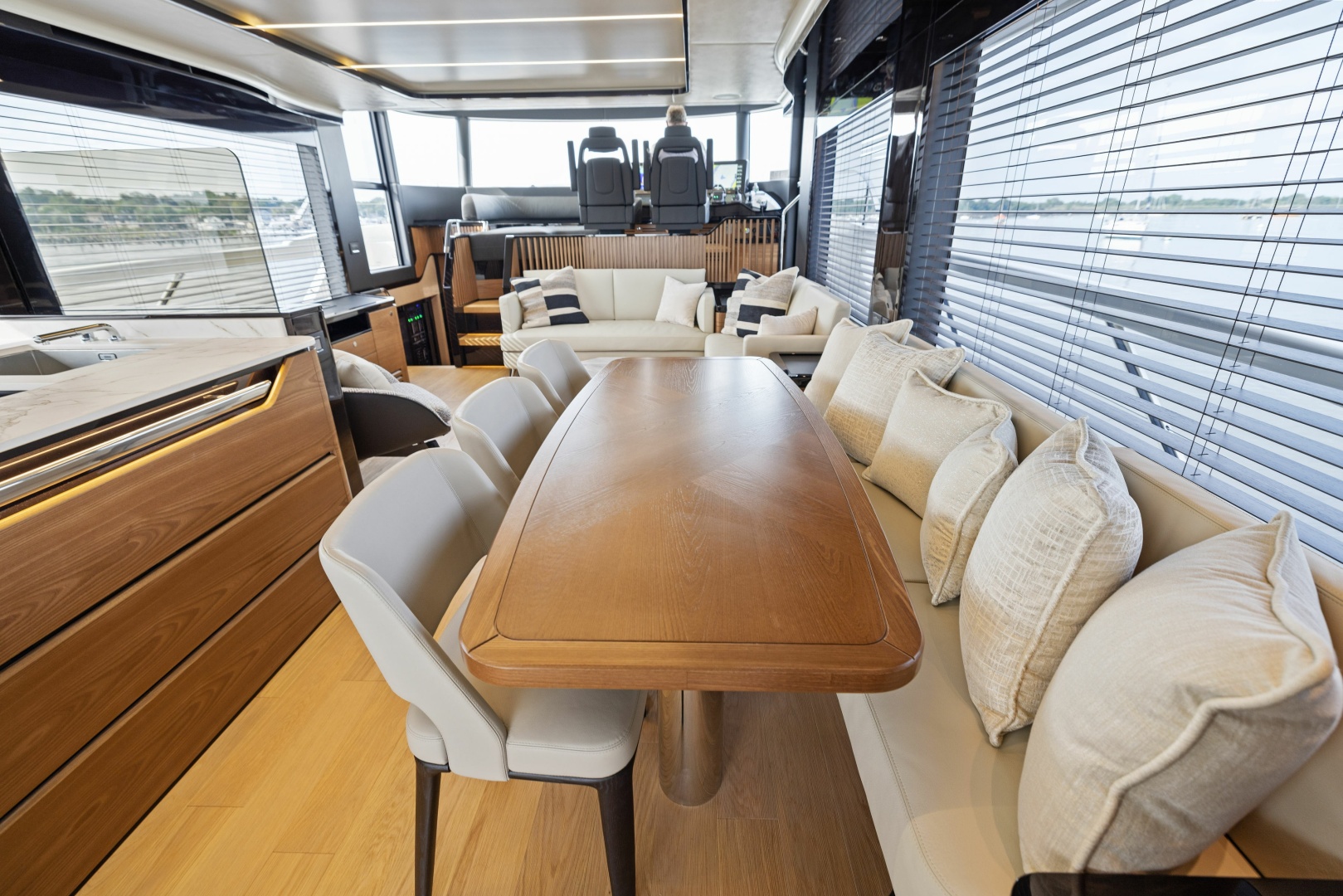 2024 Absolute Navetta 64 - Image 43