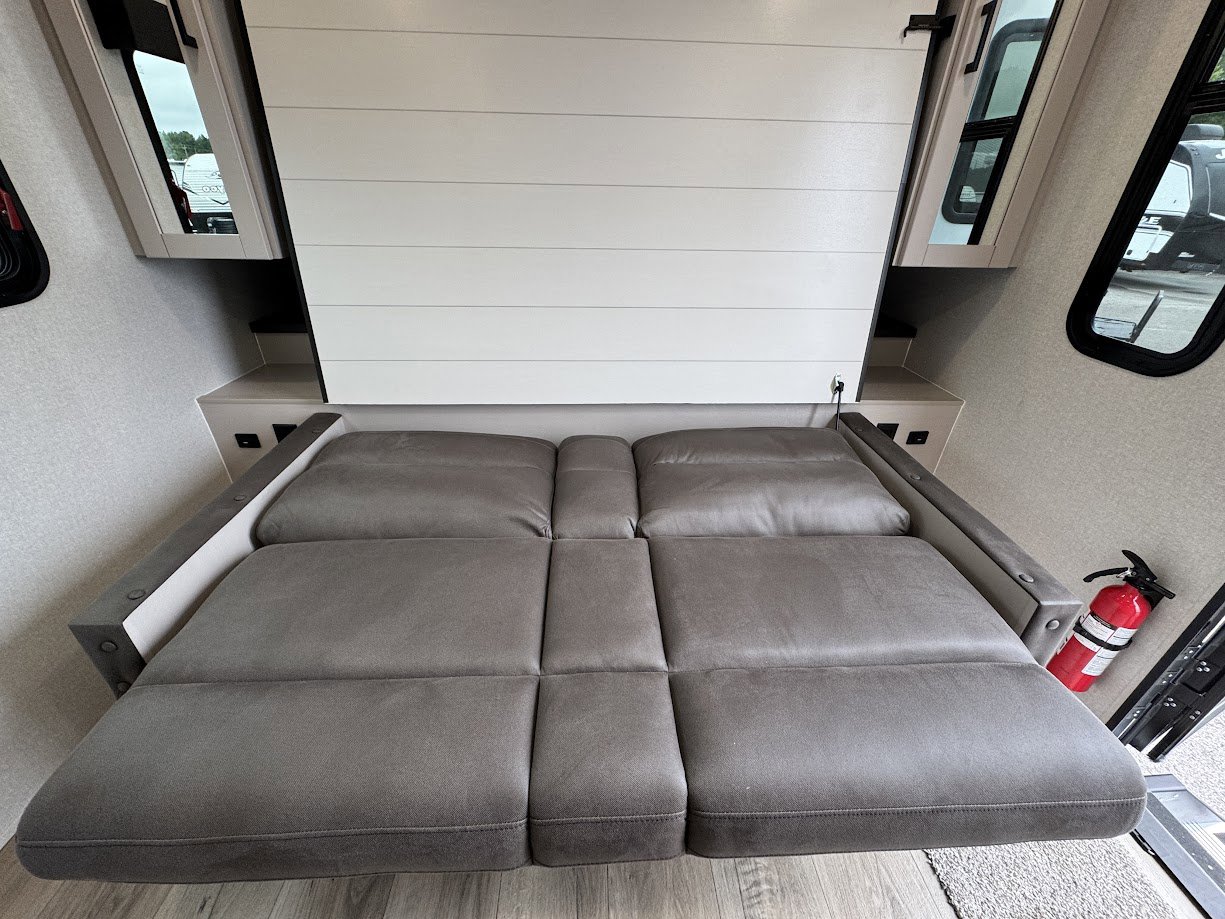 2026 JAYCO JAY FEATHER AIR 15MRB - Image 12