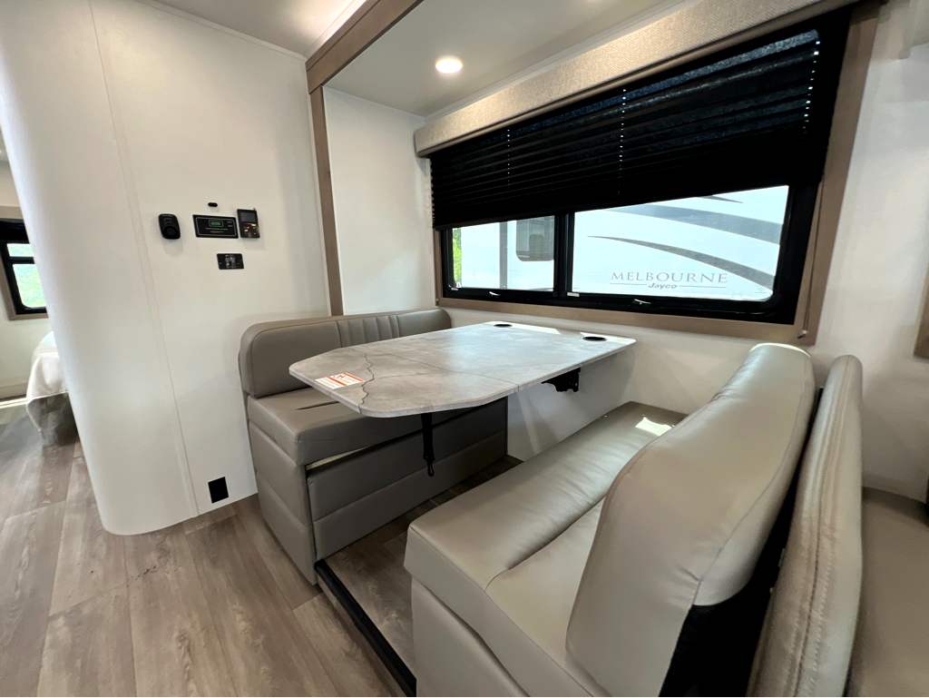 2027 ENTEGRA COACH ODYSSEY 29V - Image 10