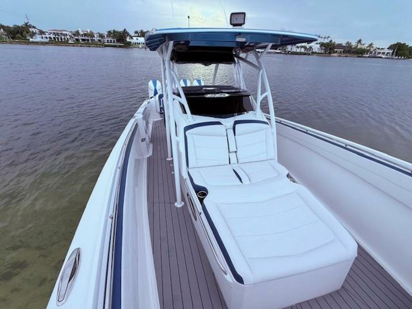2022 Nor-Tech 390 Sport Center Console - Image 29