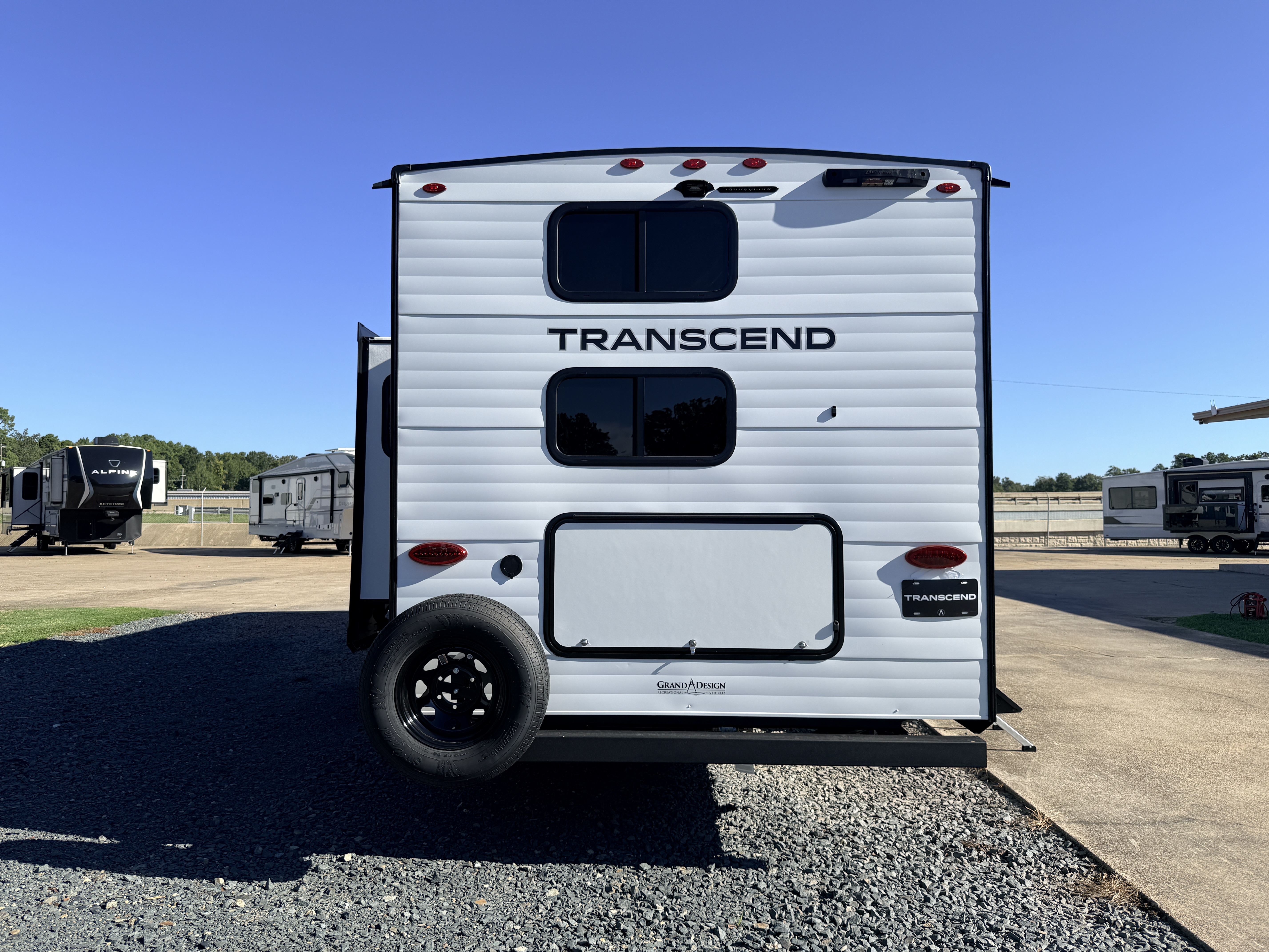 2027 Grand Design Transcend 265BHT - Image 7