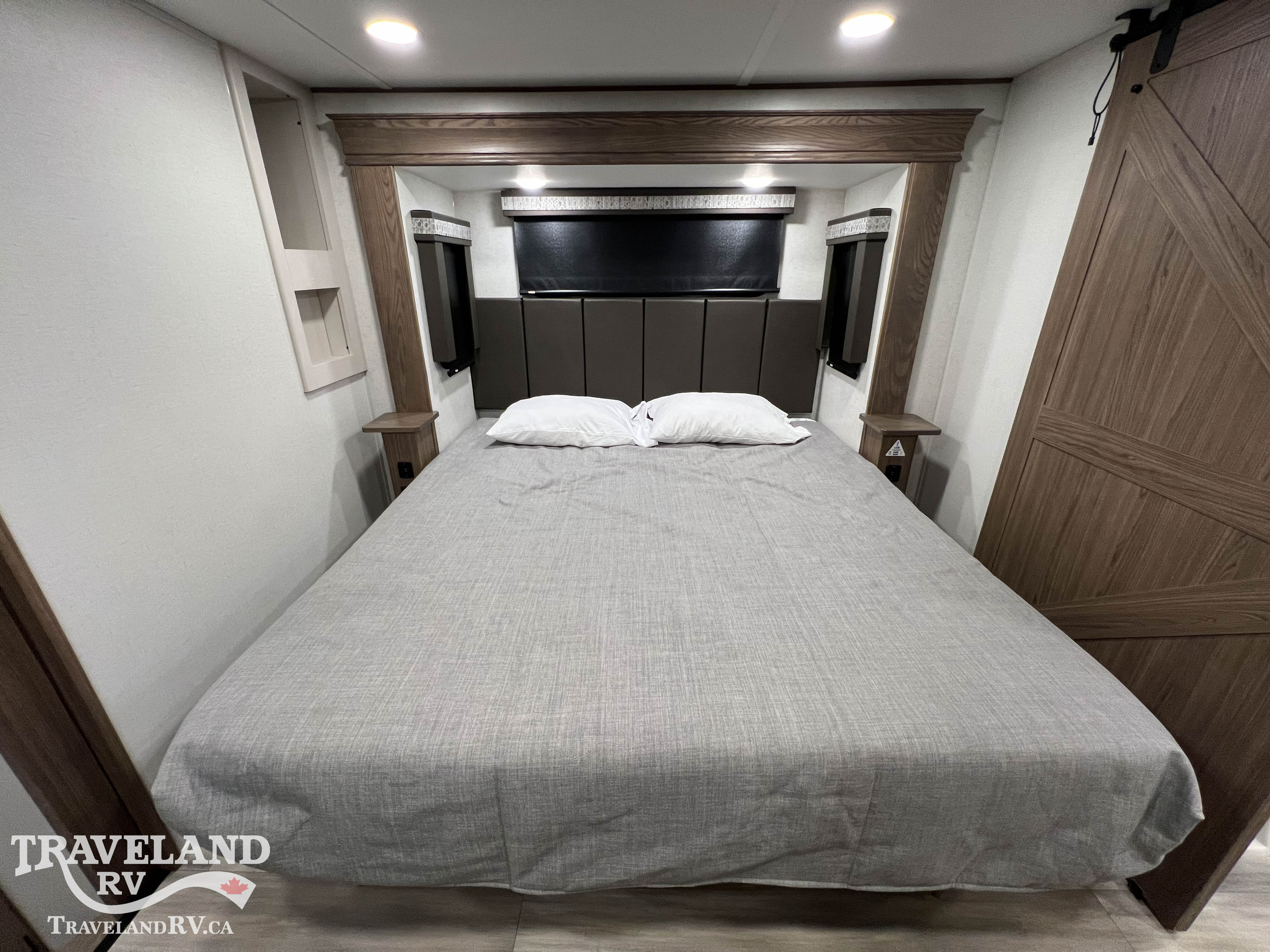 2023 Alliance RV Paradigm 382RK - Image 32