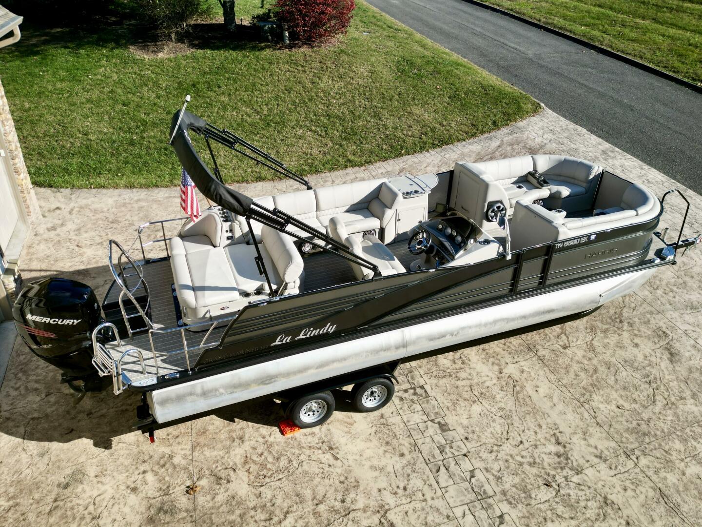 2016 Harris Grand Mariner 250 SLEC Tritoon - Image 1
