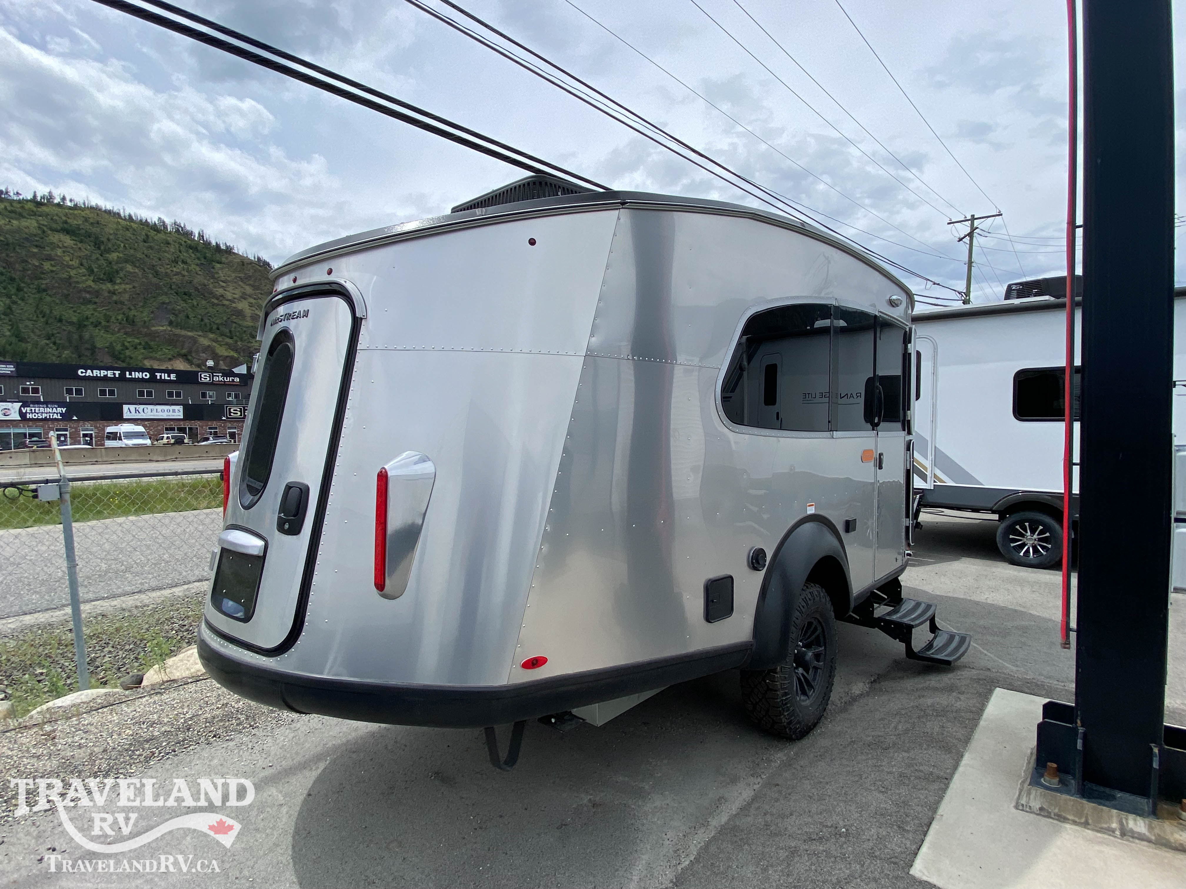 2026 AIRSTREAM 20XE BASECAMP - Image 5