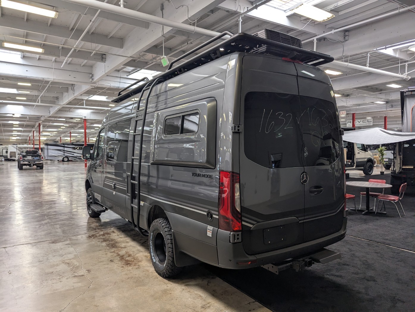 2027 Storyteller Overland TOUR MODE XL - Image 7