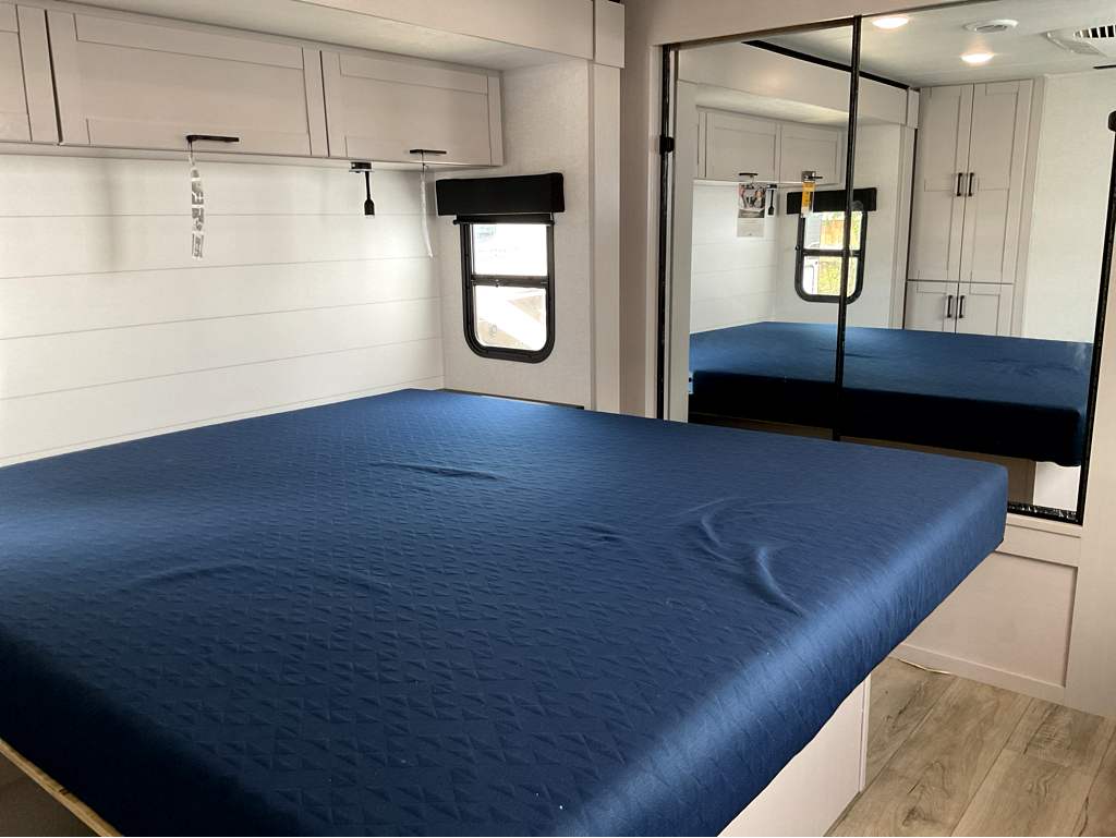 2026 JAYCO Jay Feather 30 RKB - Image 11