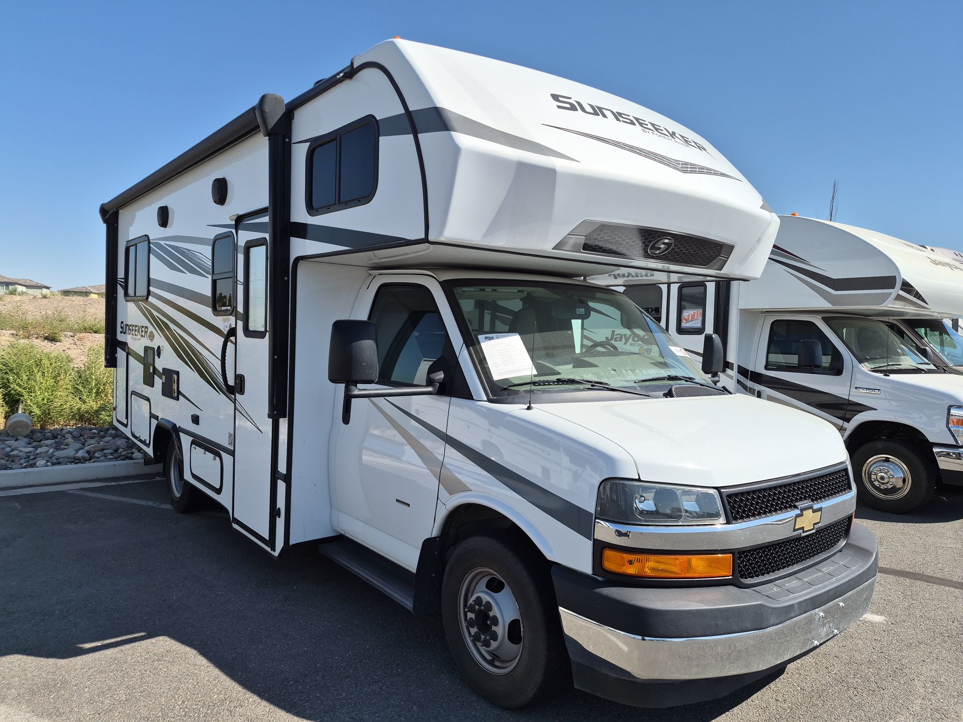 2023 Forest River Sunseeker LE 2350LE - Image 9