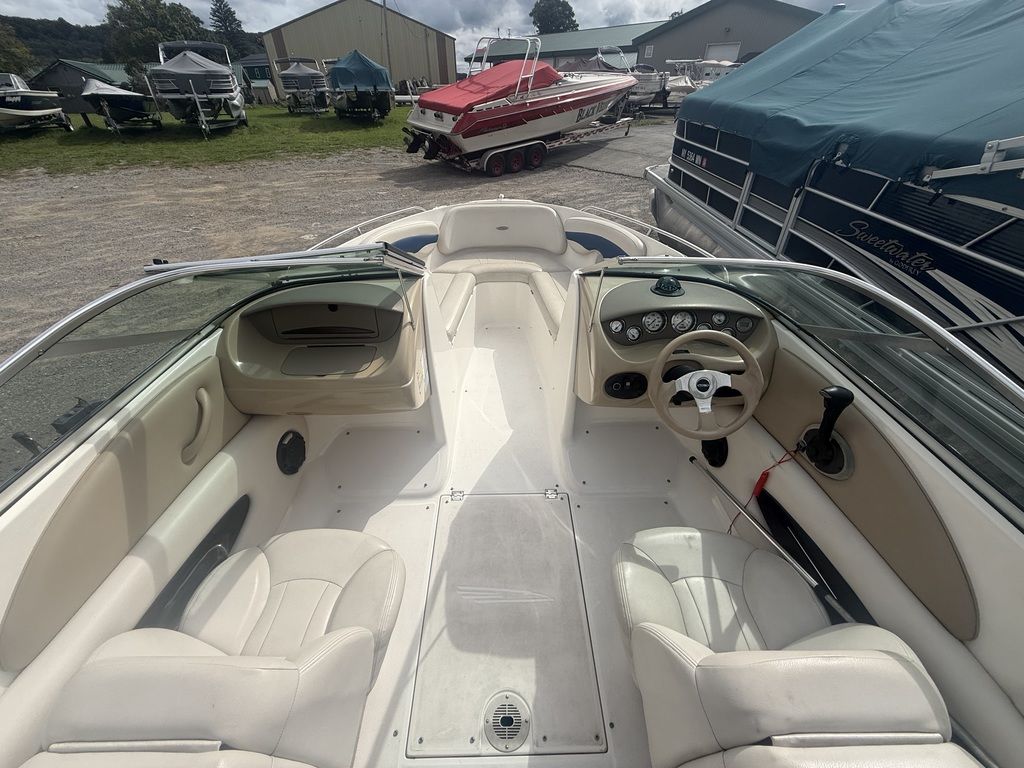 2003 Chaparral 210SS - Image 6