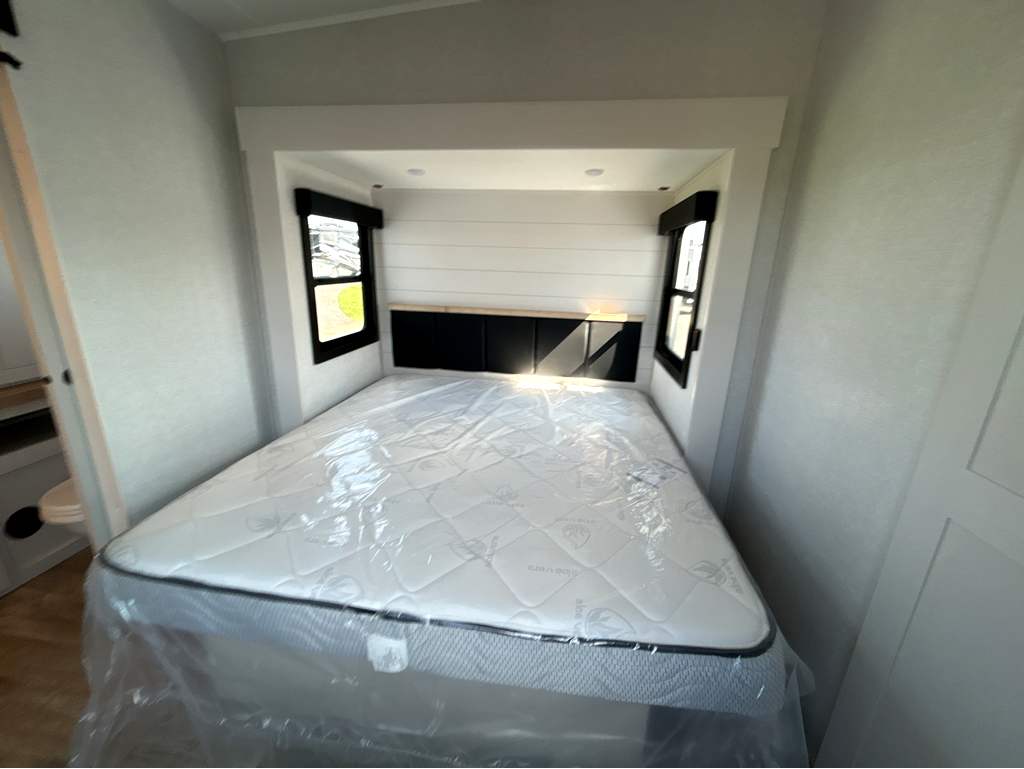 2026 JAYCO EAGLE 367TBTS - Image 13