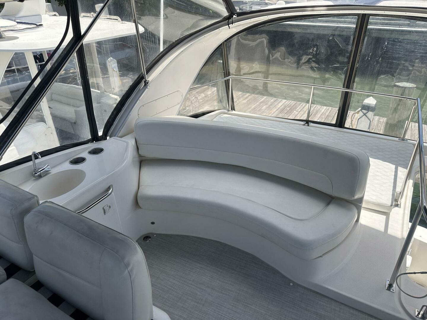 2007 Meridian 411 Sedan Bridge - Image 11