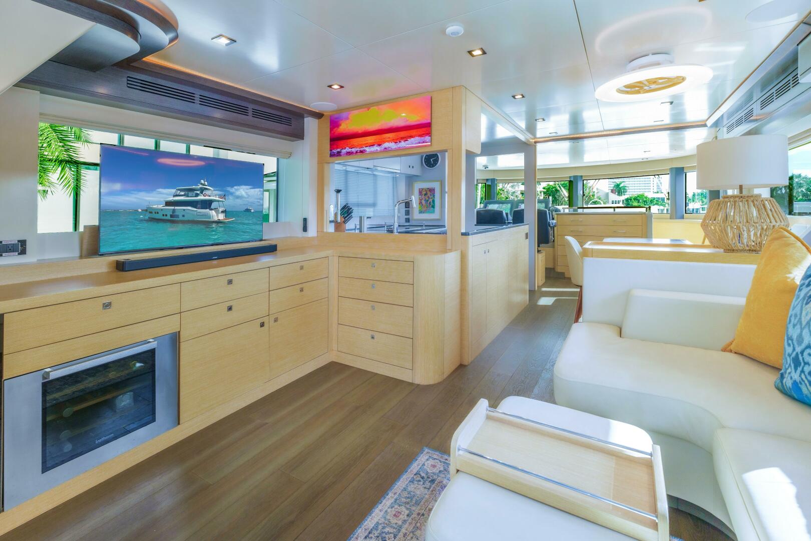 2020 Sirena 64 - Image 7