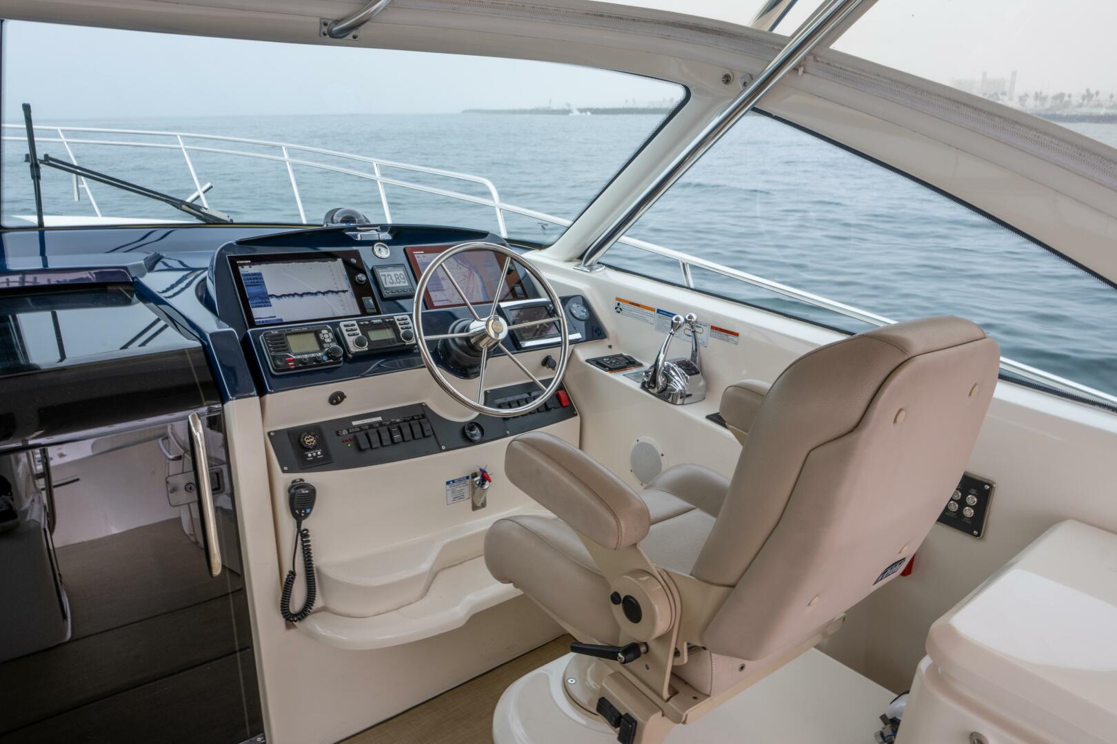 2015 Tiara Yachts 4300 Open - Image 2