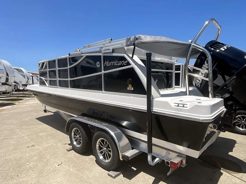 2027 HURRICANE 2027 FUNDECK 2260 REF - Image 4