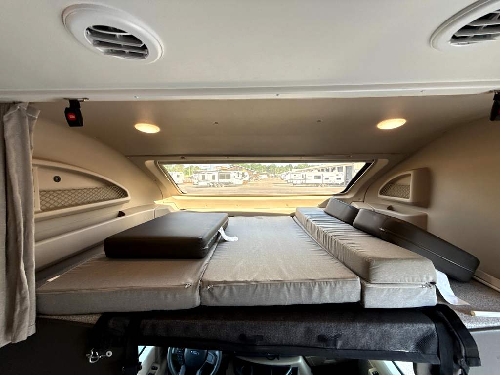 2023 ENTEGRA COACH ODYSSEY 26M - Image 23