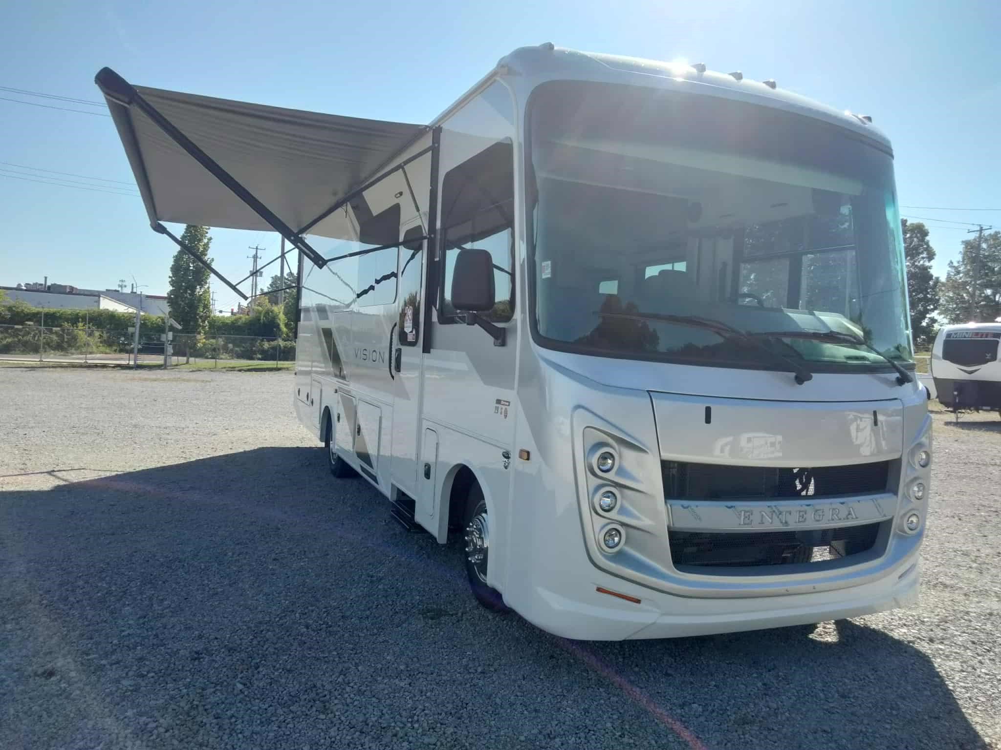 2026 ENTEGRA COACH VISION 29S - Image 1