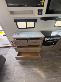 2027 JAYCO EAGLE SLE 28BHU - Image 23
