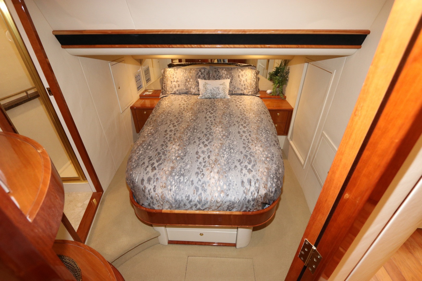 2005 Neptunus 56 Express - Image 34