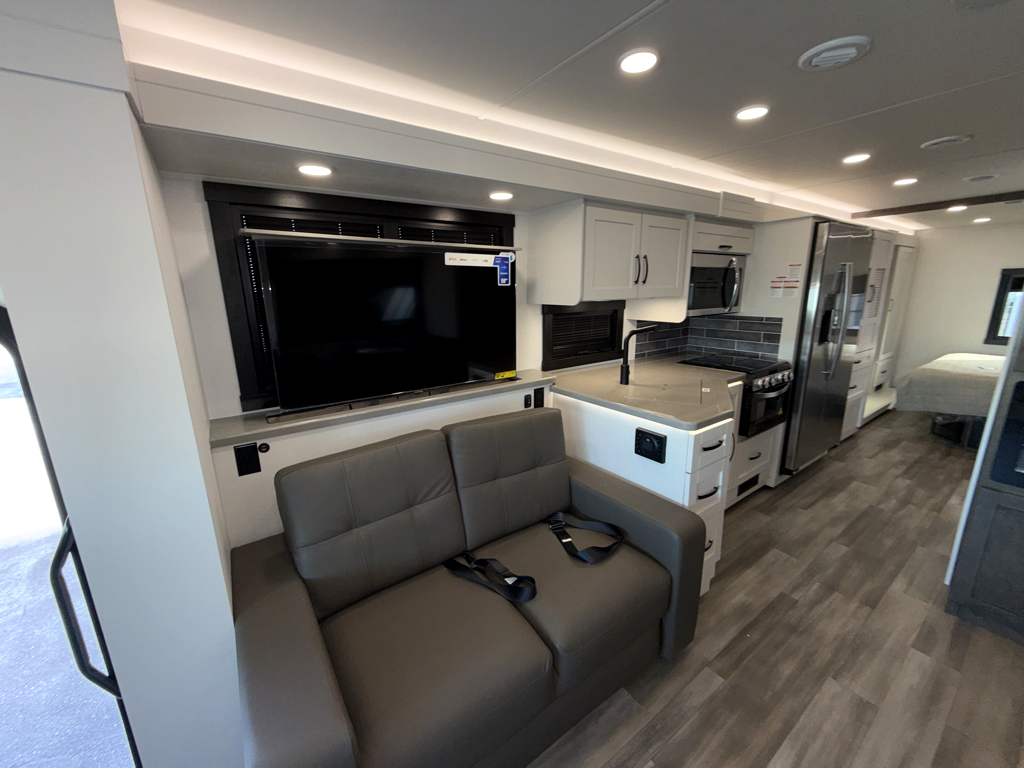 2026 ENTEGRA COACH VISION XL 34G - Image 13