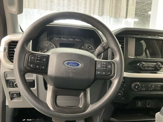 2023 Ford F-150 Crew Cab XLT 4WD - Image 10