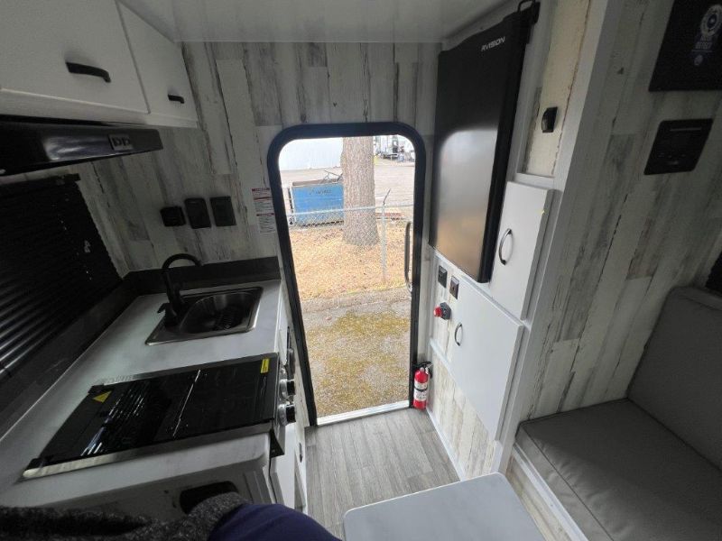 2025 Modern Buggy Truck Camper TC9 - Image 8