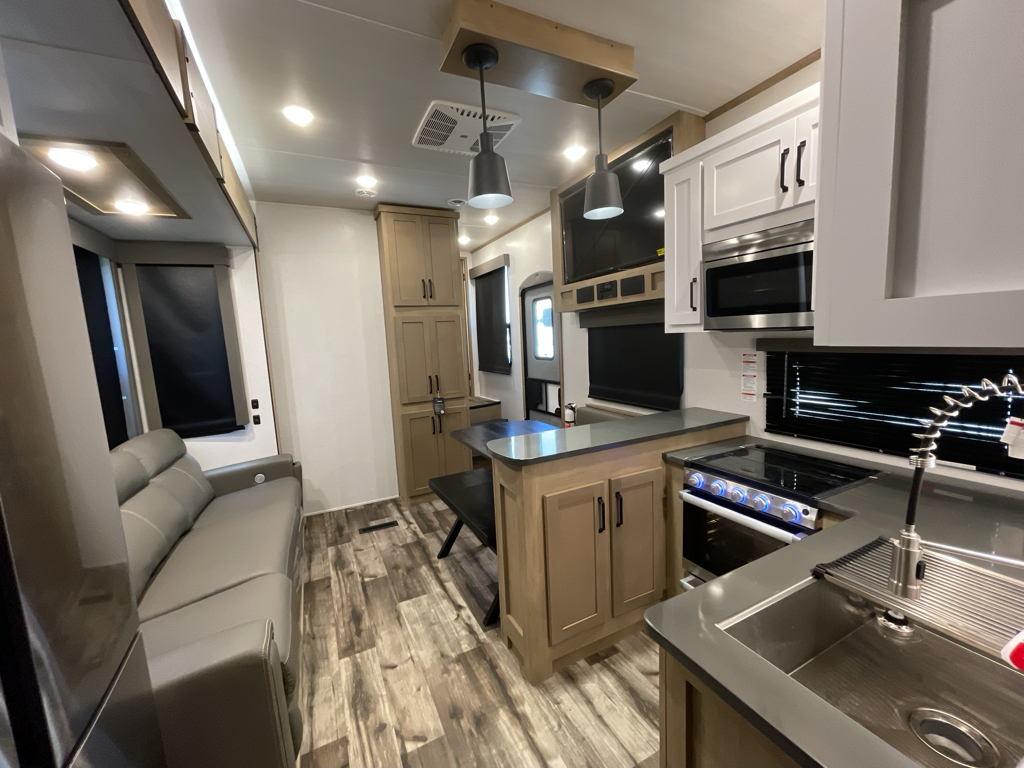 2023 Keystone Raptor 362 - Image 16