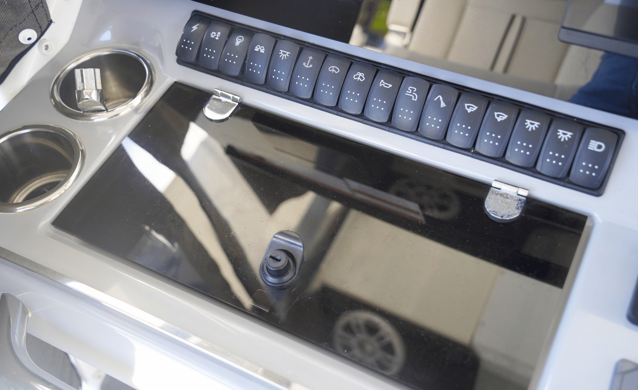2024 JEANNEAU LEADER 10.5 CC - Image 31