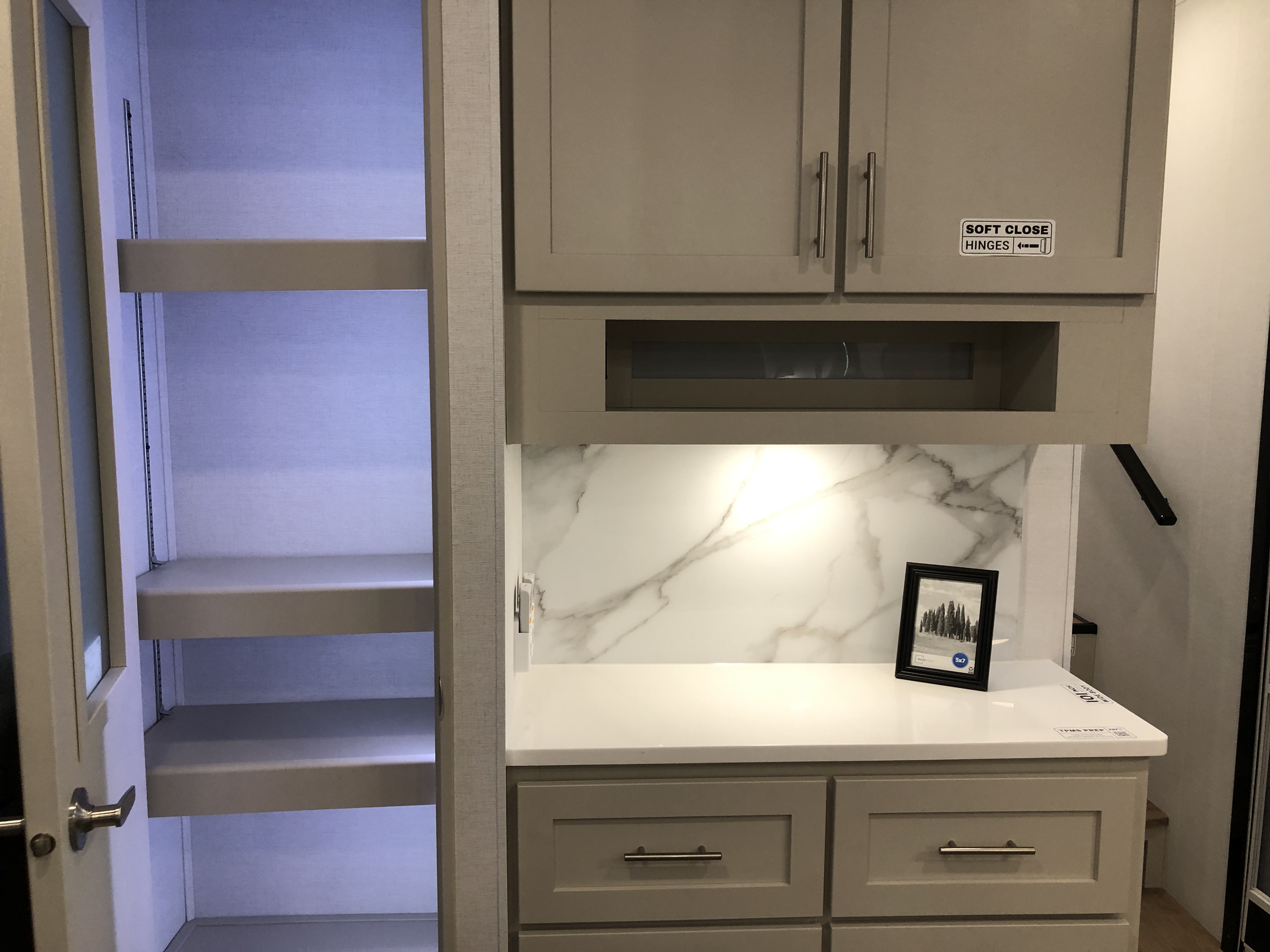 2027 Alliance Avenue All-Access 39MBR - Image 21